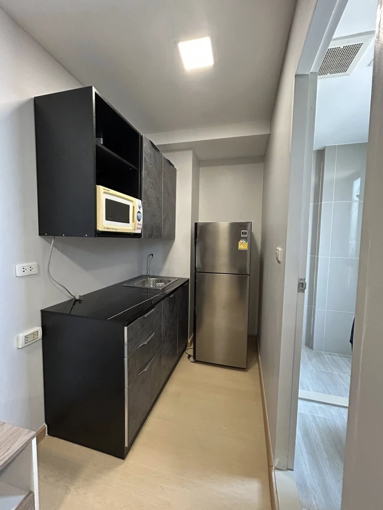 Plum Condo Saphan Mai for rent. The unit is partitioned into separate, clearly defined zones. Great value! Book now, don't miss out!