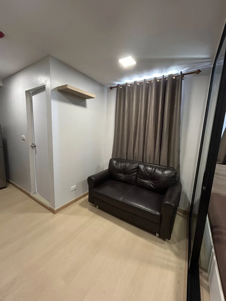 Plum Condo Saphan Mai for rent. The unit is partitioned into separate, clearly defined zones. Great value! Book now, don't miss out!