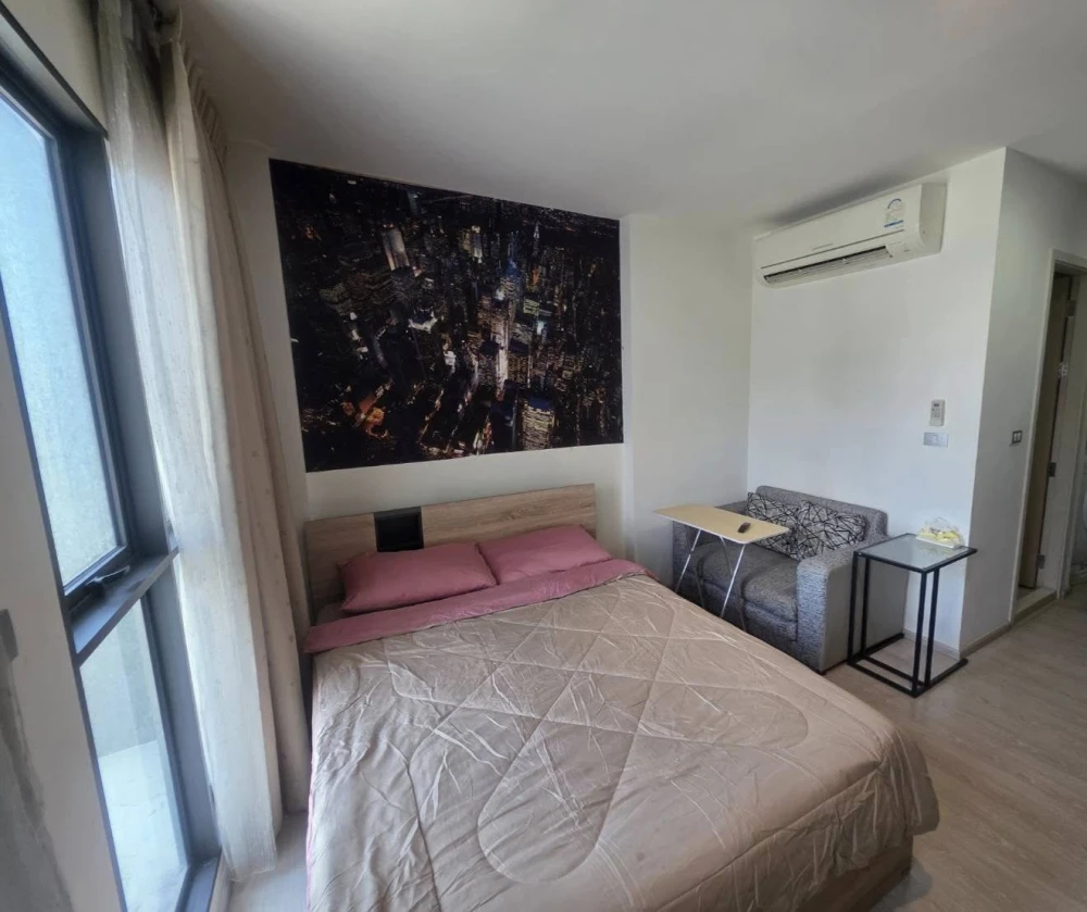 For rent Rhythm Asoke 2 near MRT Rama 9 very comfortable Plus, the room is very nice. Book now, don't wait.