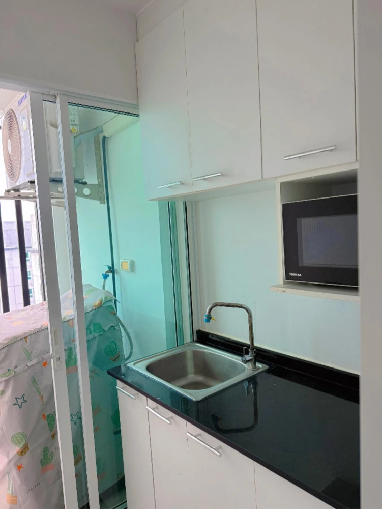 For rent: Regent Bang Son Phase 28, partitioned room, good view, open, no buildings blocking, convenient, complete here, hurry and book now.