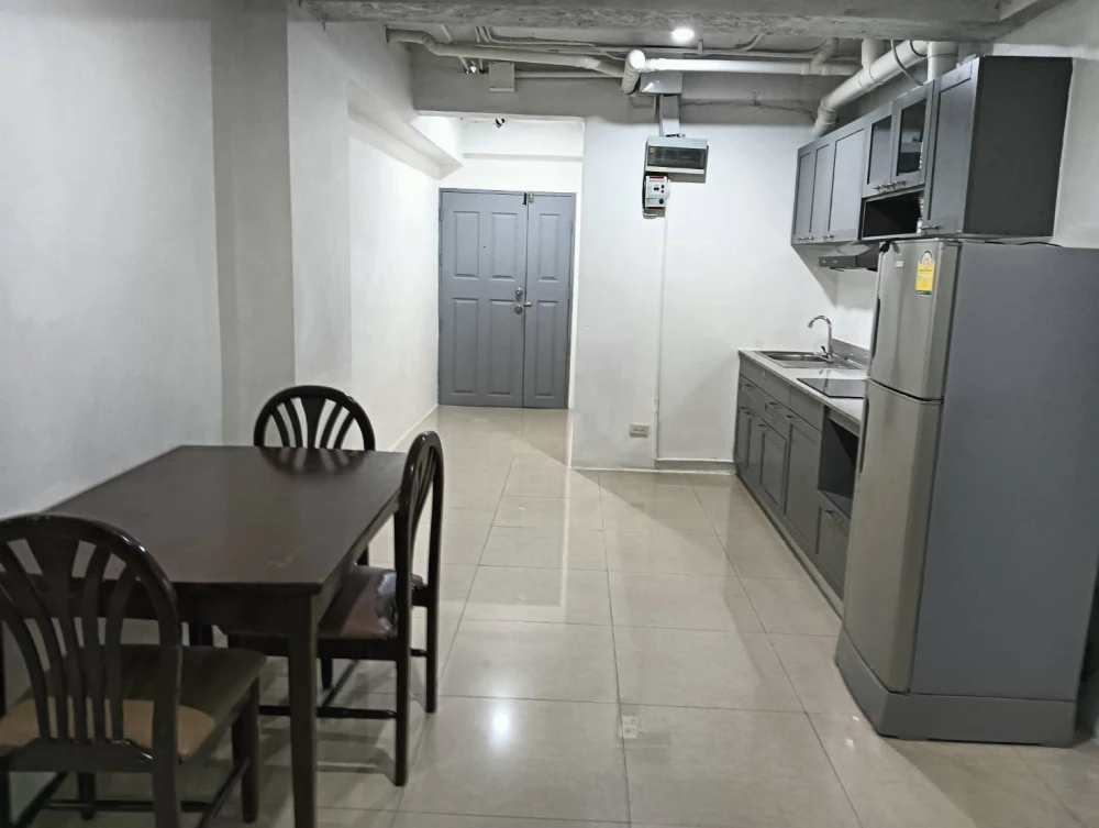 For rent: Waterford Sukhumvit 50, room ready to move in. Fully furnished Good electrical appliances, don't miss out.