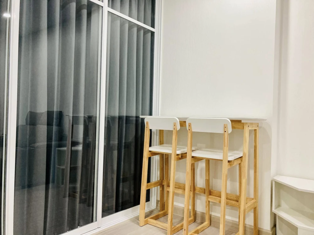 For rent Supalai Loft Sathorn-Ratchaphruek. The room is ready to move in. Complete set of furniture With a comfortable sofa, reserve now.