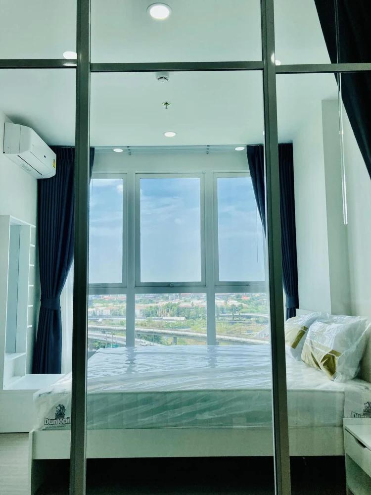 For rent Supalai Loft Sathorn-Ratchaphruek. The room is ready to move in. Complete set of furniture With a comfortable sofa, reserve now.