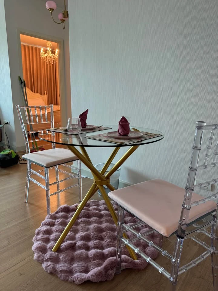 For rent Supalai Vista, Pak Kret Intersection, 2 bedrooms, decorated in a very stylish style, view of the swimming pool and train, very worth booking.