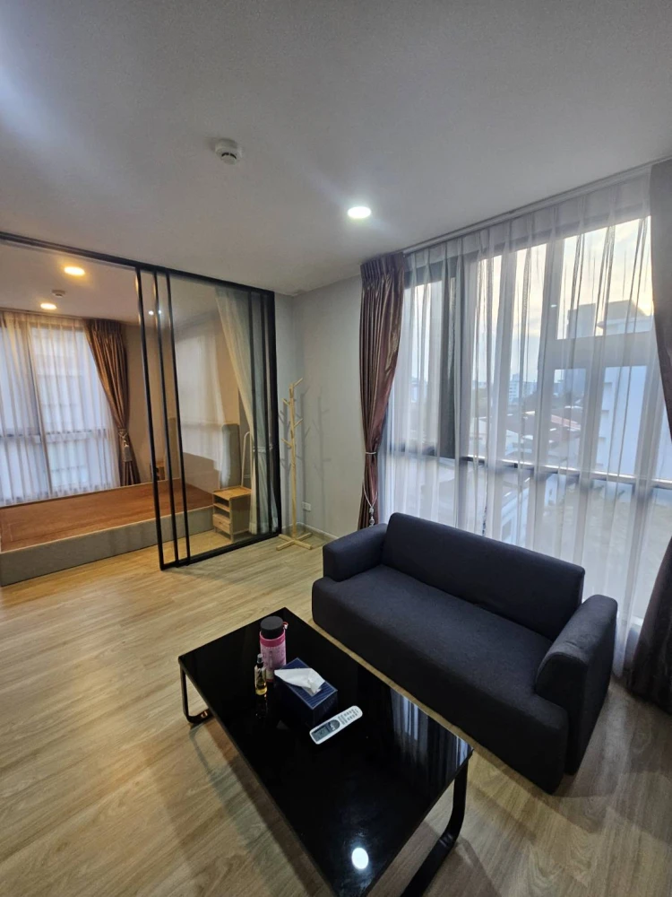 For rent: The Belgravia @ Ratchada-Ladprao 15, 6th floor, not very high, corner room, private, don't miss it.