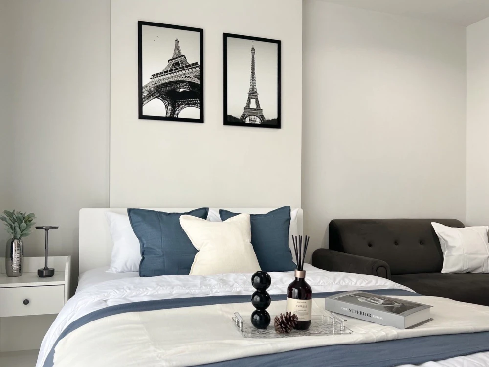 For rent: Metro Sky Wutthakat, 19th floor, good view, minimalist decoration, very minimalist. Minimalists can't miss it. Book now.