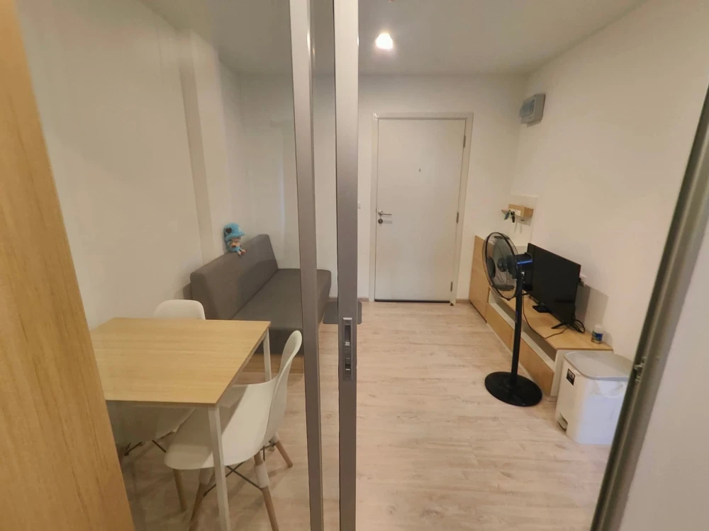 For rent: Sena Kit Theparak - Bang Bo Phase 1, ready to move in, fully furnished, appliances included, just bring your suitcase and move in.