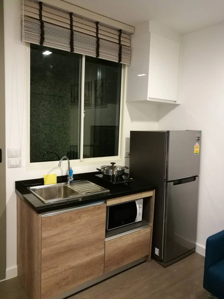 For rent A Space ID Asoke-Ratchada, ID Building, fully furnished, ready to move in and view.
