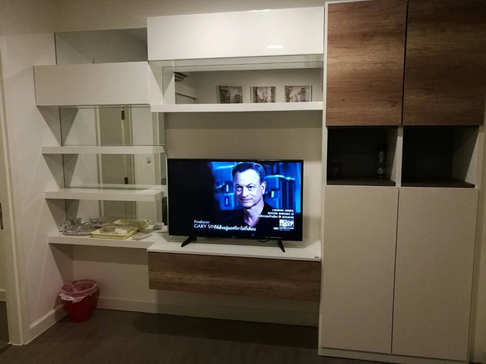 For rent A Space ID Asoke-Ratchada, ID Building, fully furnished, ready to move in and view.