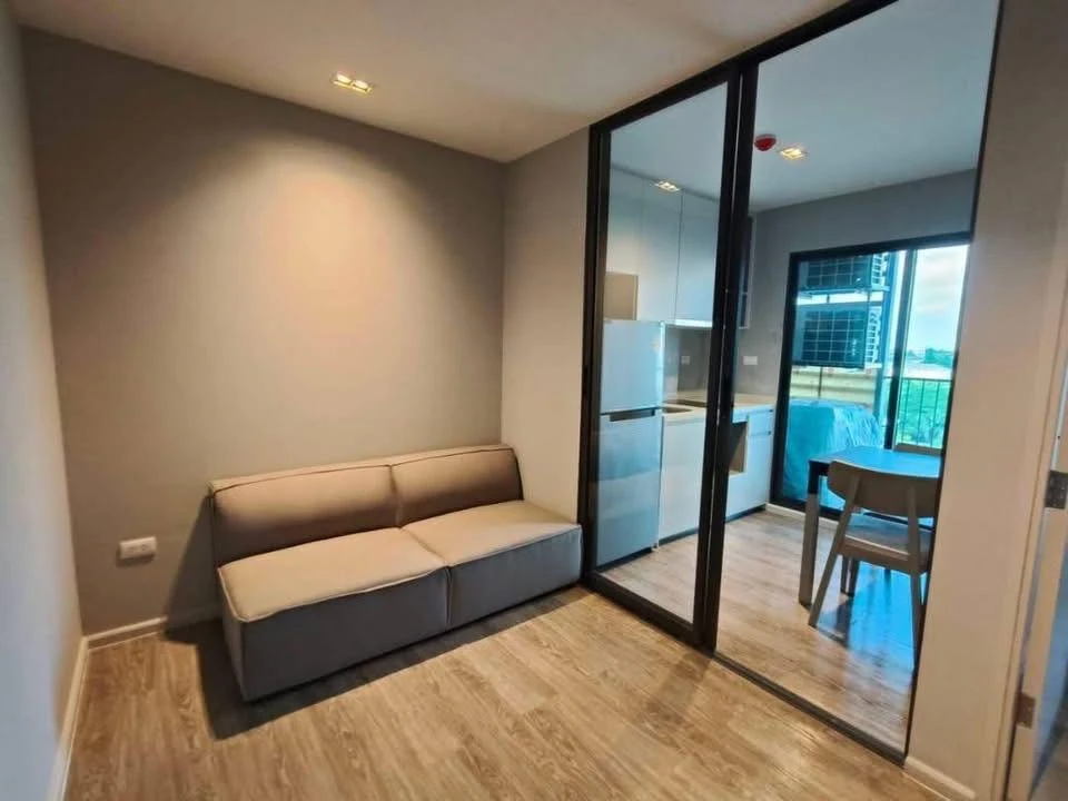 For rent: Aspen Condo Lasalle, 6th floor, not very high, bright and comfortable room, fully furnished, reserve now!