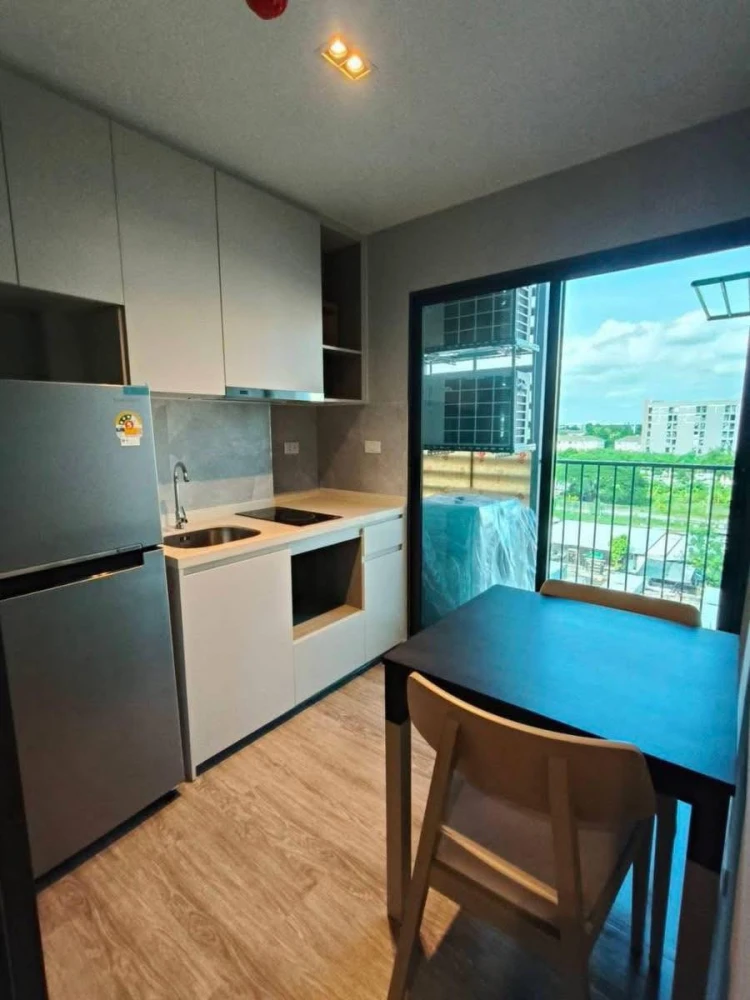 For rent: Aspen Condo Lasalle, 6th floor, not very high, bright and comfortable room, fully furnished, reserve now!