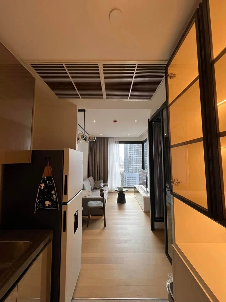 For rent: Ashton Asoke-Rama 9, spacious room, beautifully decorated, well-built-in, you can't miss out on booking.