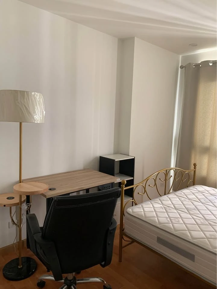 For rent, The President Sathorn-Ratchapruek 2 project, spacious rooms, lots of usable space, come and reserve now.