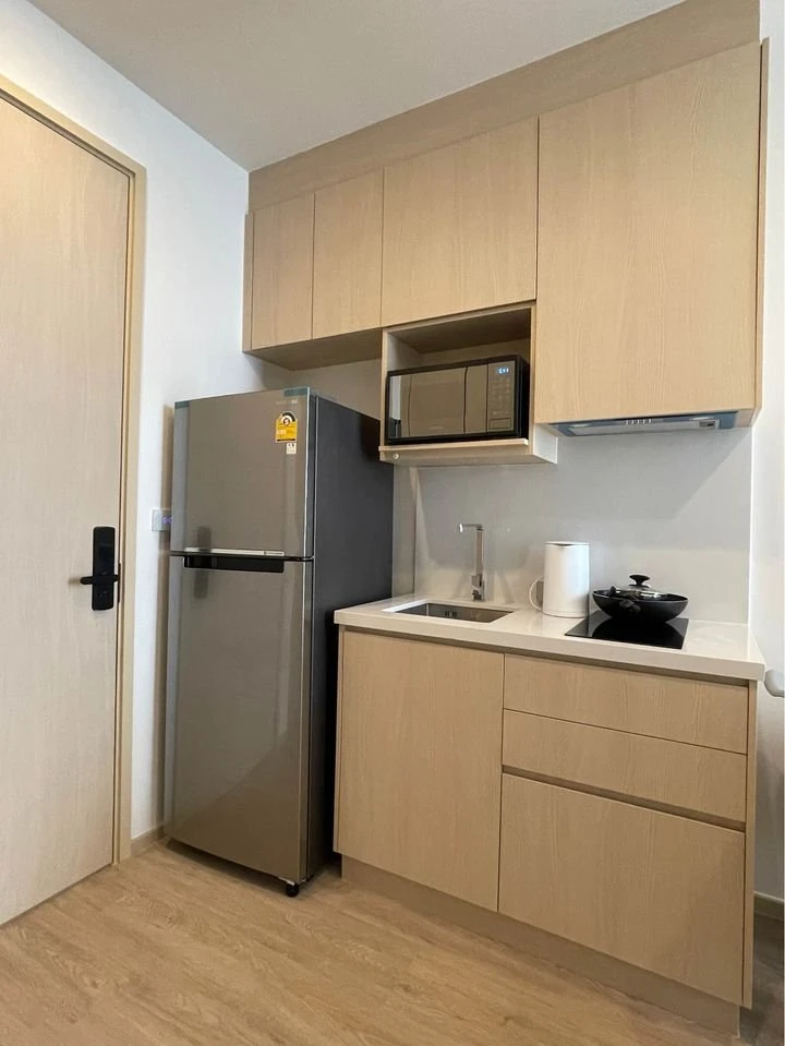 For rent: Noble State 39, high floor, fully furnished. Complete set of electrical appliances, very livable. Not booking is missing out.