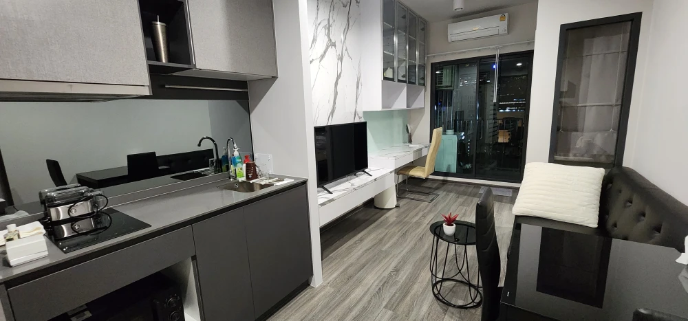 For rent: Ideo Chula-Samyan, fully furnished, ready to move in, complete with amenities. Reserve today!
