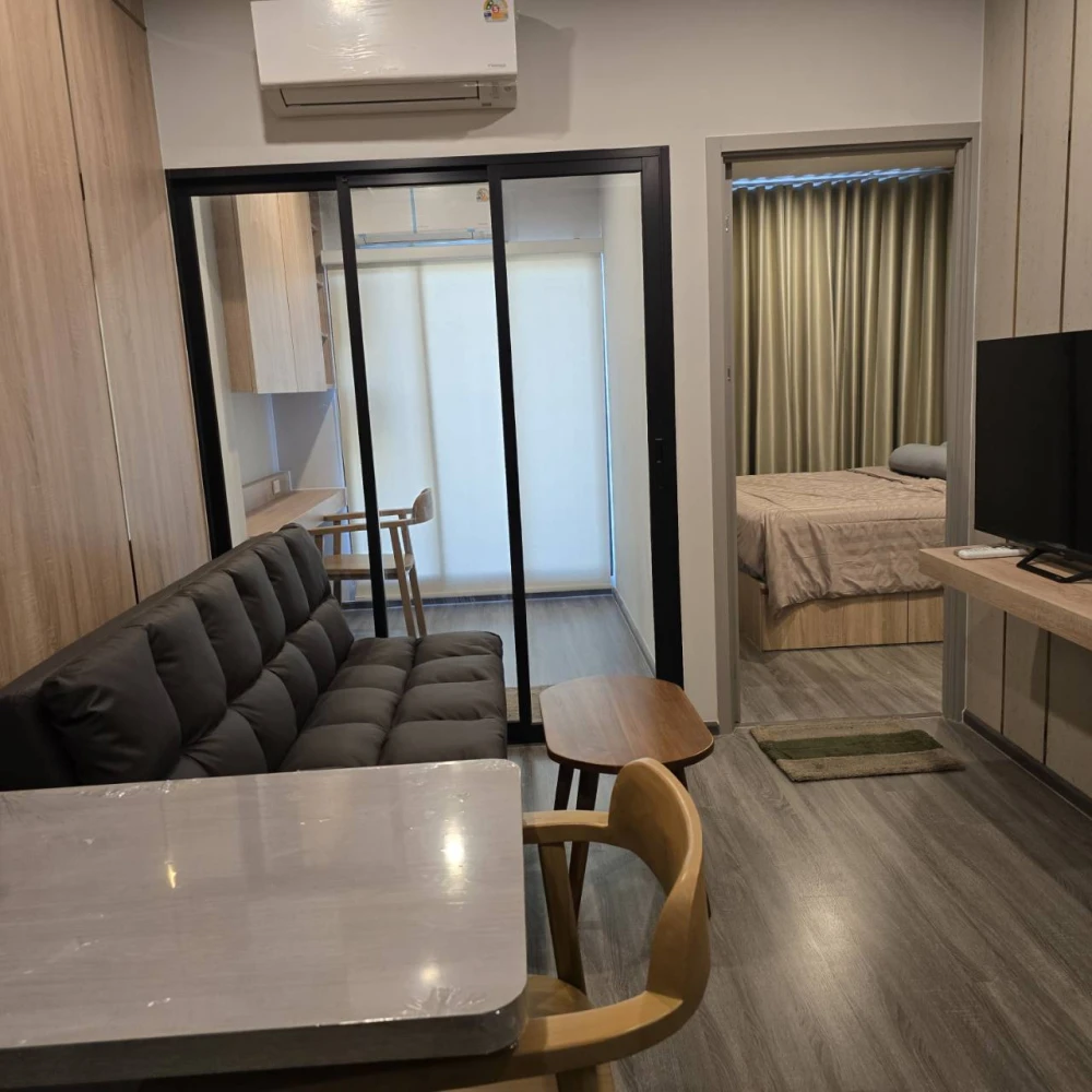 For rent Ideo Ramkhamhaeng - Lam Sali Station.