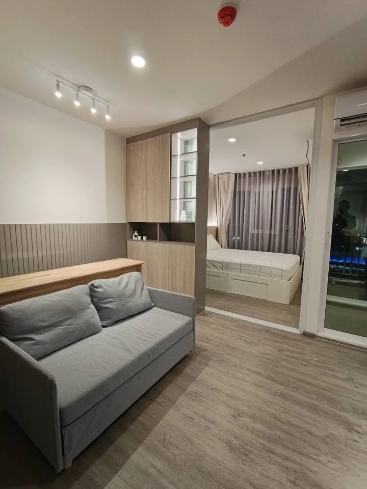 Condo for rent: Regent Home Bangna. Nicely decorated unit with complete furniture and appliances. Book now before it's too late!