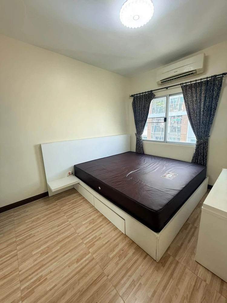 Condo for rent at A Space Asoke-Ratchada: a spacious, comfortable unit offering excellent value for money. Book yours today! images