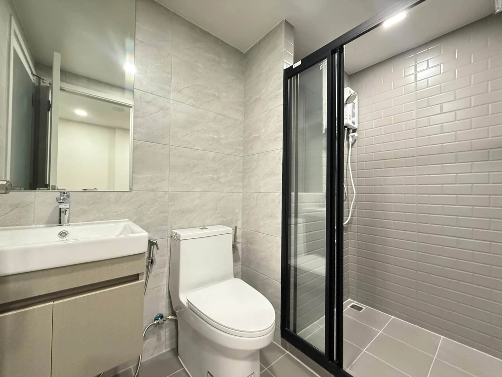 Condo for rent at Atmoz Flow Minburi. A lovely unit fully equipped with furniture and appliances—great value. You won't want to miss this!