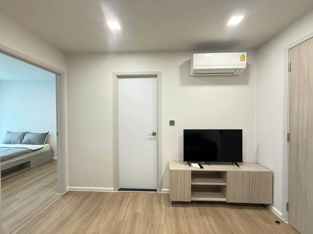 Condo for rent at Atmoz Flow Minburi. A lovely unit fully equipped with furniture and appliances—great value. You won't want to miss this!