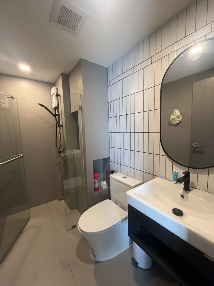 Condo for rent at Chapter One More Kaset. Ready to move in, fully furnished with appliances. Affordable price. Book now!