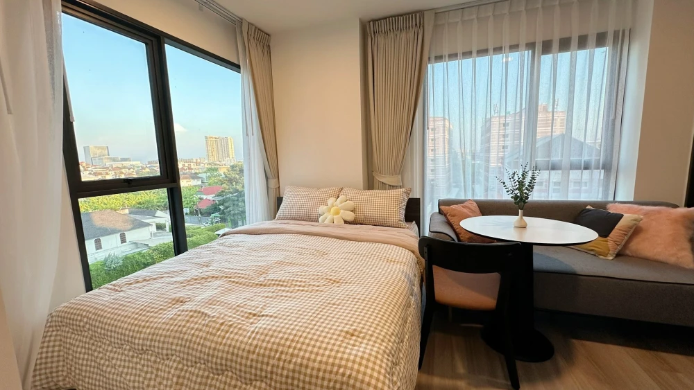 Condo for rent at Chapter One More Kaset. Corner unit offering privacy and clearly defined zones. Book now!