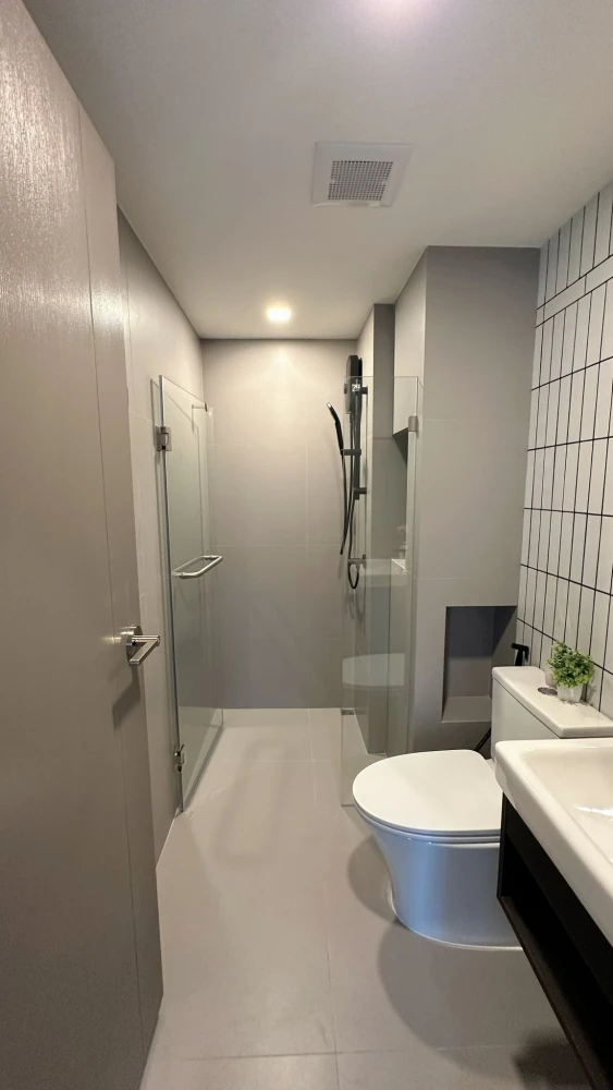 Condo for rent at Chapter One More Kaset. Corner unit offering privacy and clearly defined zones. Book now!