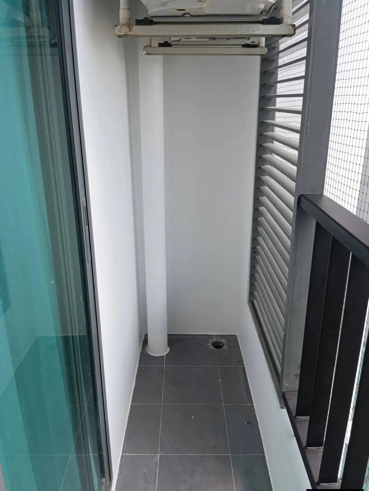 Condo for rent at Ideo Mobi Charan–Interchange, high floor, unobstructed view, ready to move in immediately. Book now, don't miss out!