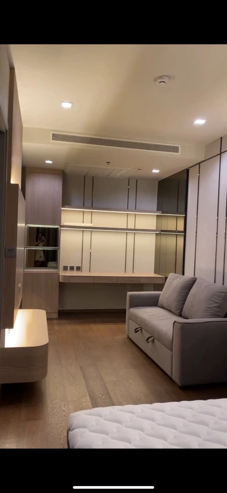Condo for rent at Ideo Q Victory. Nicely decorated with high-quality built-in furniture. Amazing price! Book today! Don't miss out!