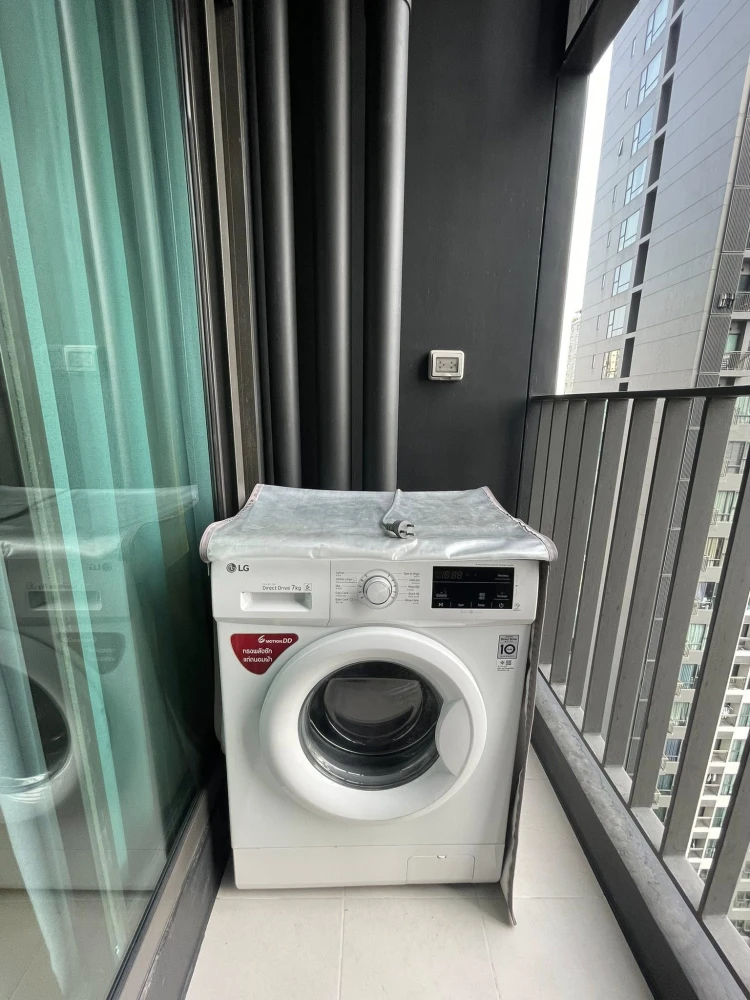 Condo for rent, Life Asoke rama 9, nice decorated room, 22nd floor, city view with complete facilities, book now.