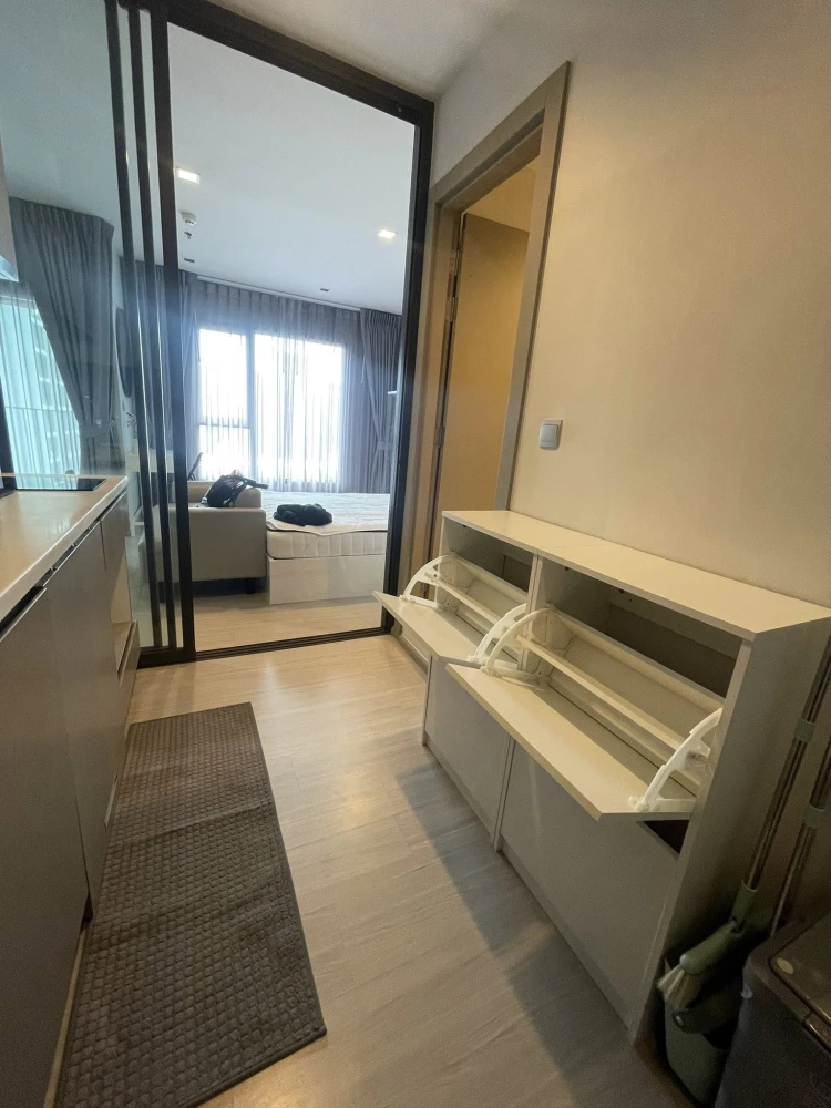 Condo for rent, Life Asoke rama 9, nice decorated room, 22nd floor, city view with complete facilities, book now.