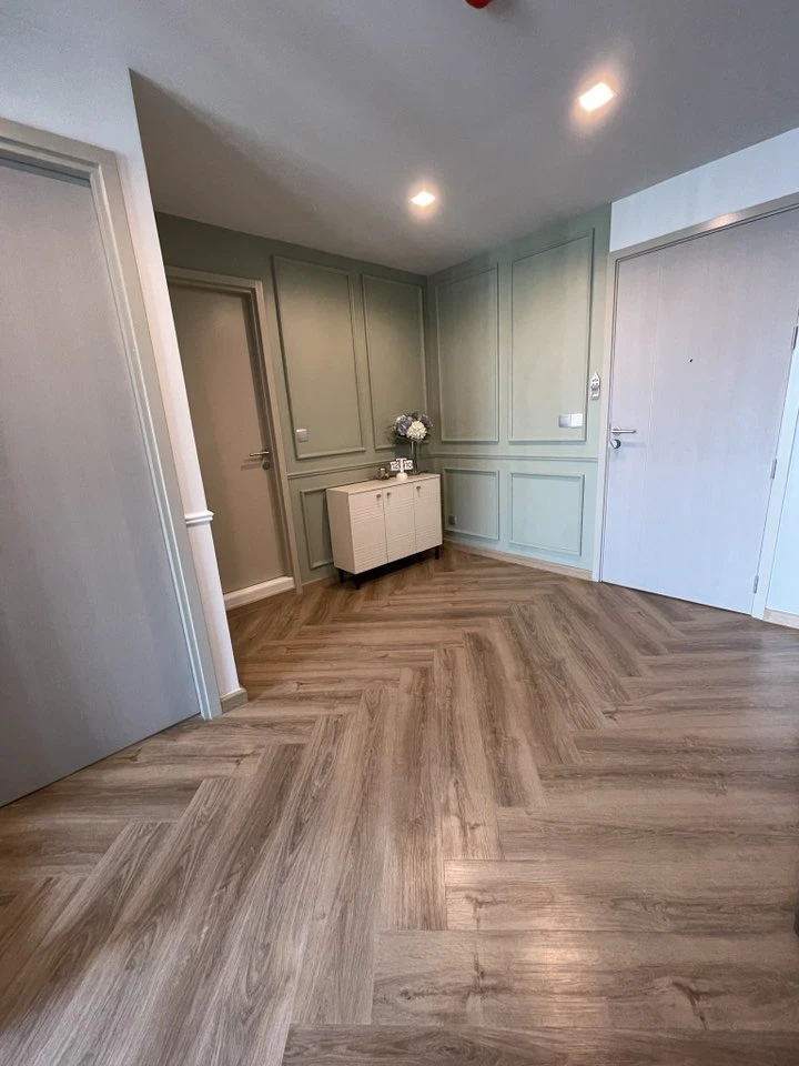Condo for rent: Life Ladprao. Cozy room with ample living space. Fully equipped with all the amenities. Move in now!