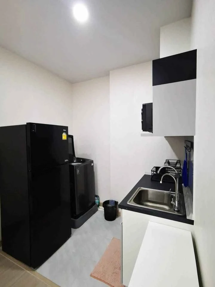 Condo for rent Life Ratchadapisek, spacious room, lots of usable space, complete in one place, hurry and book now.