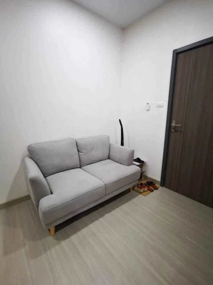 Condo for rent Life Ratchadapisek, spacious room, lots of usable space, complete in one place, hurry and book now.