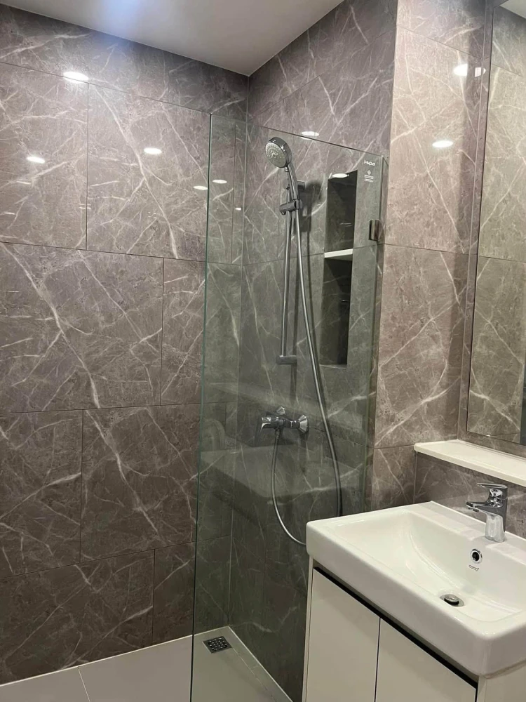 Condo for rent at MAZARINE Ratchayothin. Fully furnished and equipped with appliances. Just bring your personal belongings and move in!