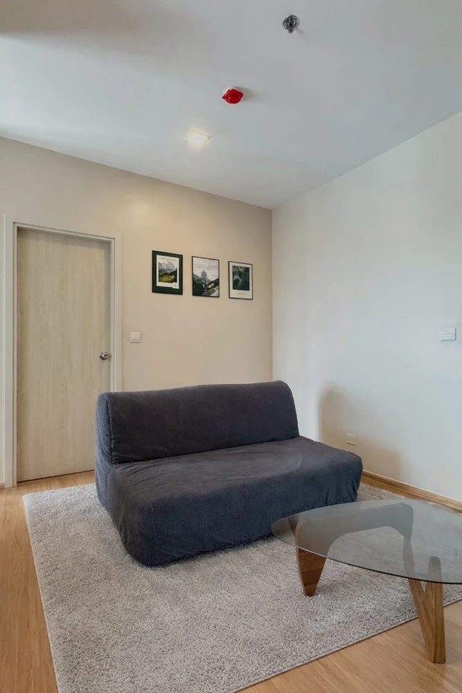 Condo for rent at Metris Rama 9-Ramkhamhaeng. Fully furnished and equipped with appliances. Just bring your suitcase and move in!