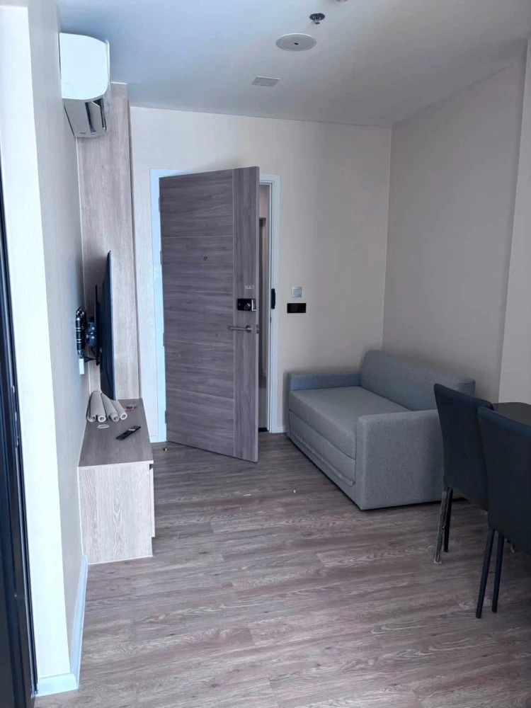 Condo for rent at Modiz Sukhumvit 50, ready to move in. Fully furnished. Affordable price. Book now!