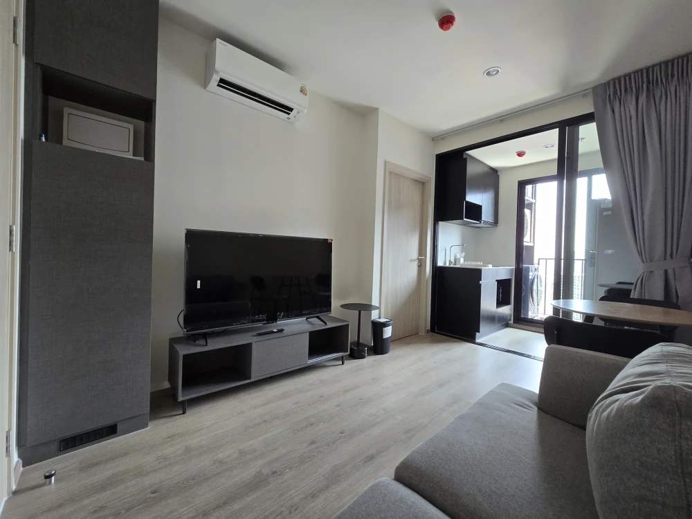 Condo for rent at NUE District R9. Nice unit on the 32nd floor with great views. Fully furnished. Book now, don't miss this opportunity!