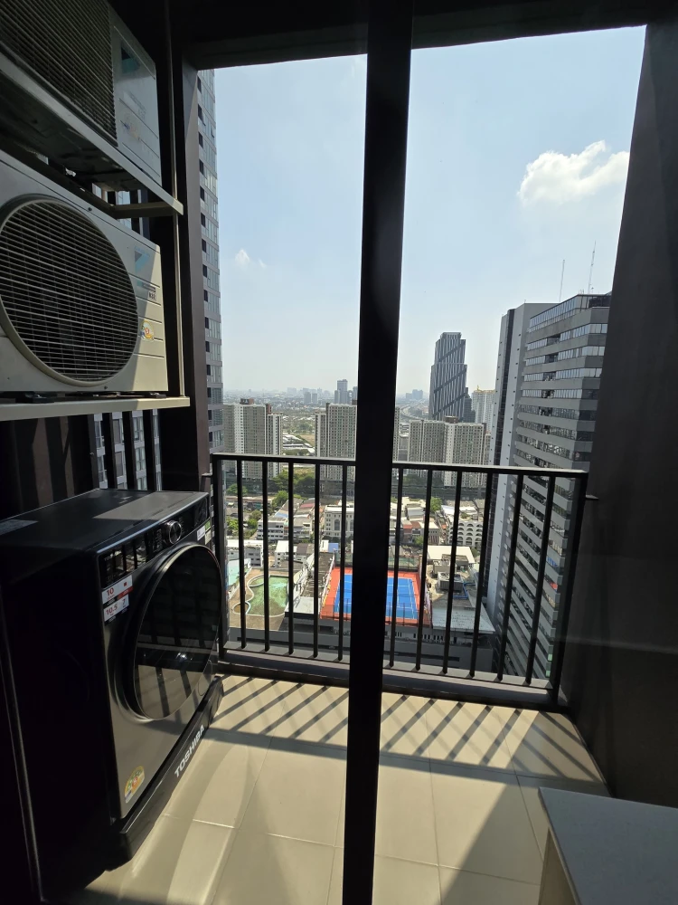 Condo for rent at NUE District R9. Nice unit on the 32nd floor with great views. Fully furnished. Book now, don't miss this opportunity!