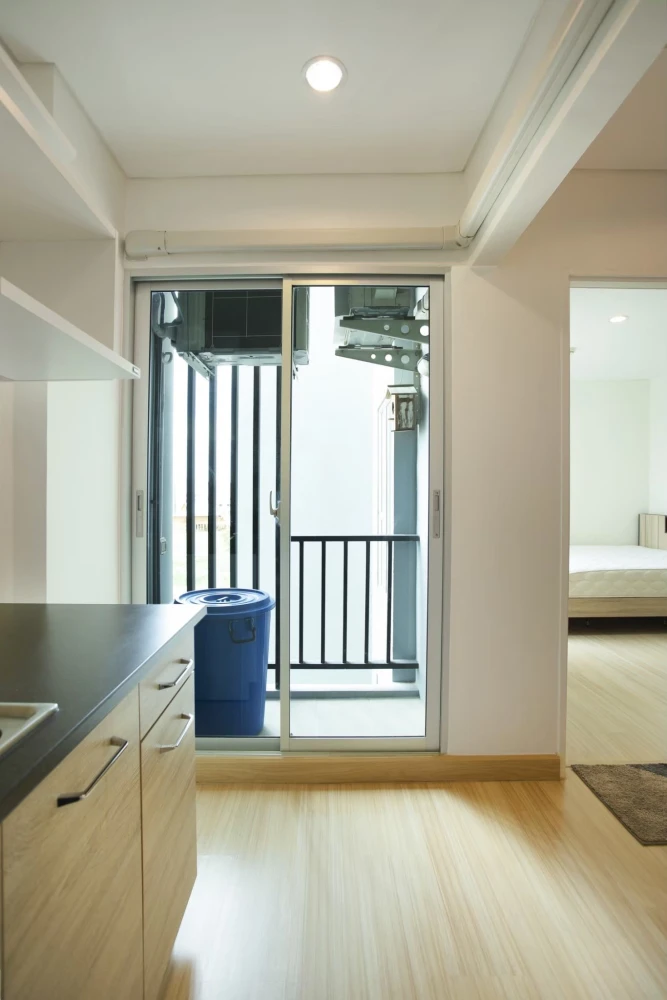 Spacious and comfortable condo for rent at Serrano Rama 2. Great price! Book now before it's gone!