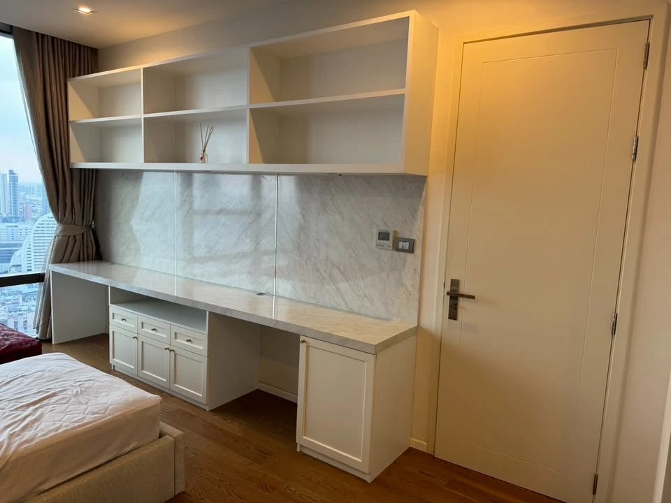 Condo for rent The Bangkok Sathorn, spacious room, lots of usable space, everything is complete here, hurry up and book now, don't miss out.