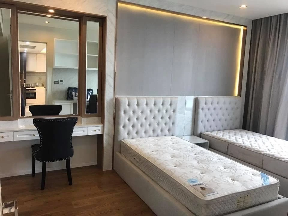 Condo for rent The Bangkok Sathorn, spacious room, lots of usable space, everything is complete here, hurry up and book now, don't miss out.