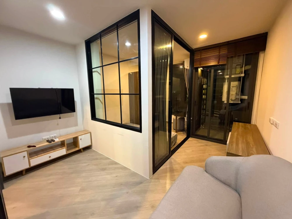 Condo for rent at The Base Saphanmai. Nice unit, fully furnished with appliances. Amazing price! Book now!