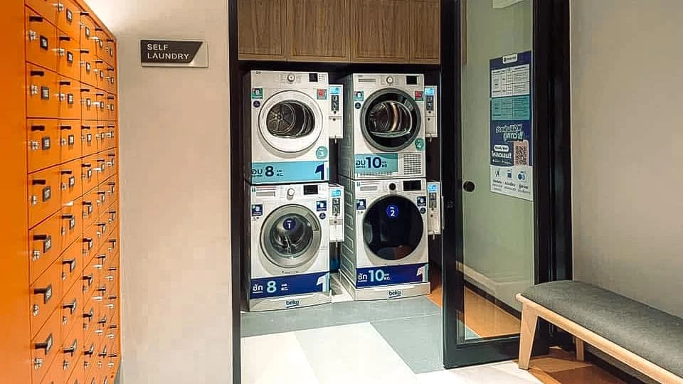 Condo for rent: The Muve Kaset, ready to move in, complete with amenities. You'll regret not booking.