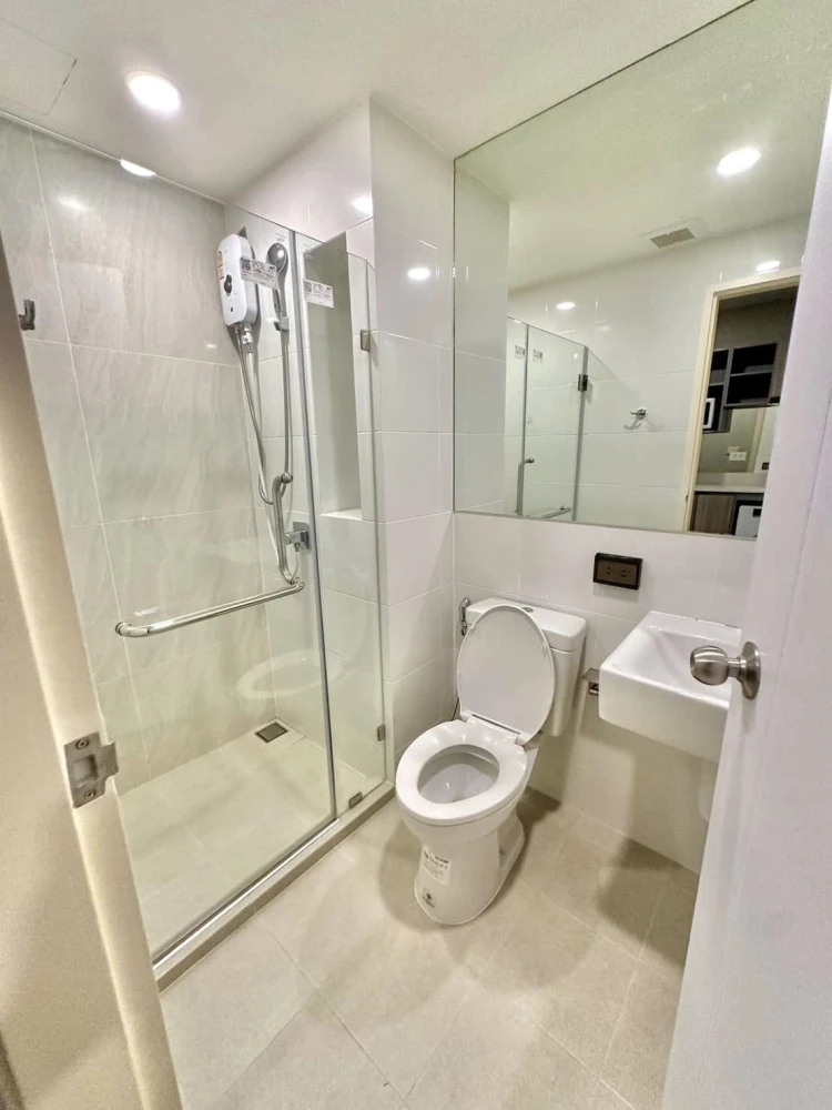 Condo for rent: The Origin Ramintra 83, beautifully decorated room, complete here. Reserve quickly before you miss the opportunity.