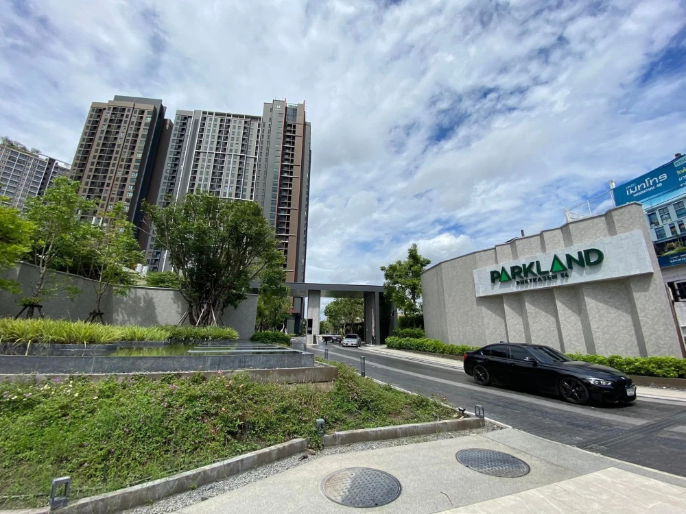 ปล่อยเช่าคอนโด The parkland phetkasem56 ห้องกั้นแยกอย่างดี ราคาอย่างโดน มาจองเลย อย่าพลาดเด็ดขาด