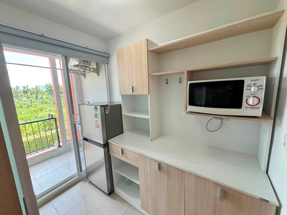 Condo for rent: Unio Charan 3, fully furnished and equipped with appliances. Just bring your suitcase and move in! You won't want to miss this opportu