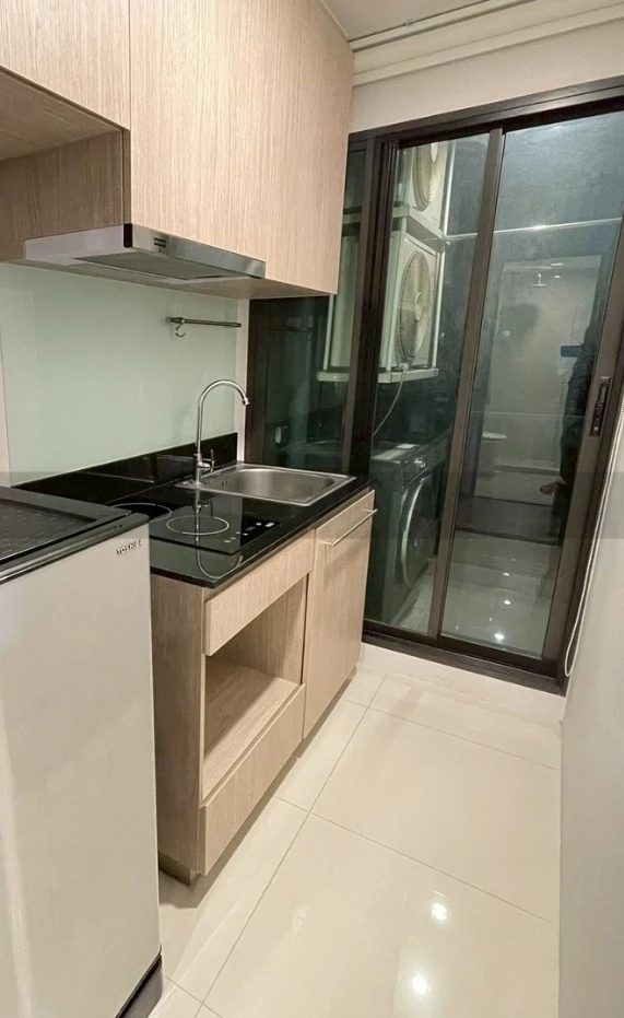 Condo for rent, Niche Mono Issaraphap. Ready to move in, fully furnished. Book today! Don't miss out!