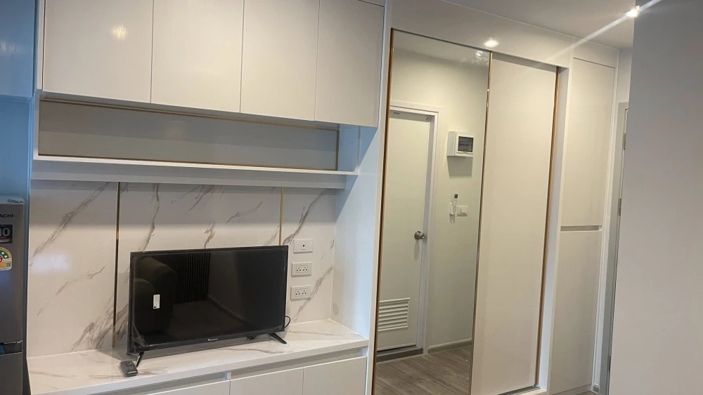 Condo for rent, Regent Home Bangna. Fully furnished and equipped with appliances. Just bring your suitcase and move in!