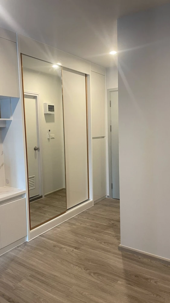 Condo for rent, Regent Home Bangna. Fully furnished and equipped with appliances. Just bring your suitcase and move in!